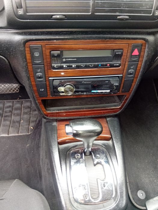 Volkswagen Passat PD 130, 2003