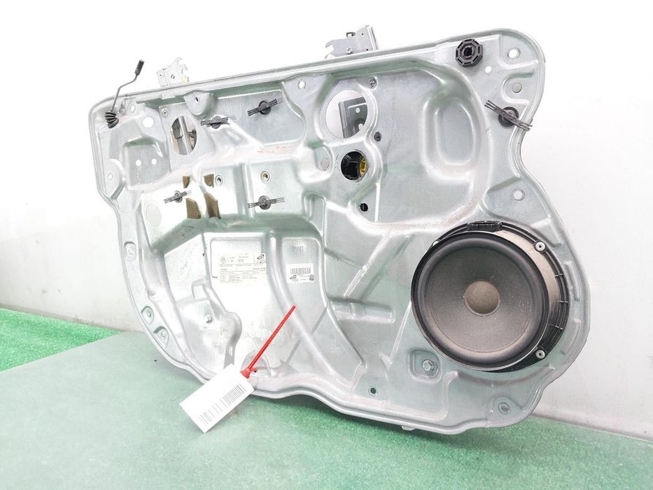 ELEVADOR DE VIDRO FRONTAL ESQUERDO VOLKSWAGEN POLO 2002 -6Q4837461J