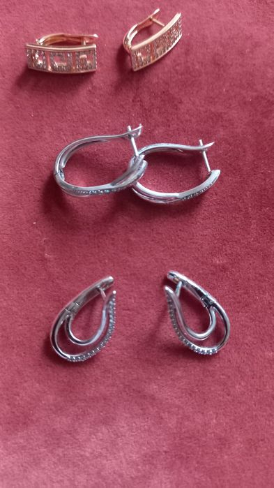 Серги из белого метала