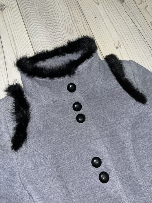 Пальто жіноче з норочкою