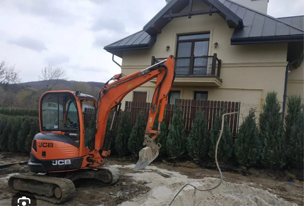 Екскаватор та Міні-Екскаватори Ескаватор Наванажувач Ескаввтор