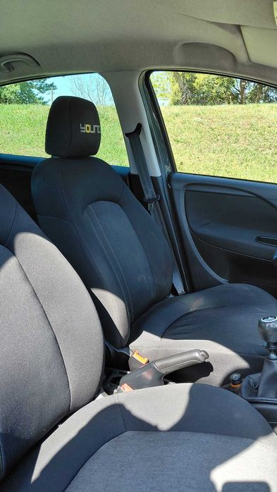 Fiat Punto Young 1.2 GPS+Vidros Esc