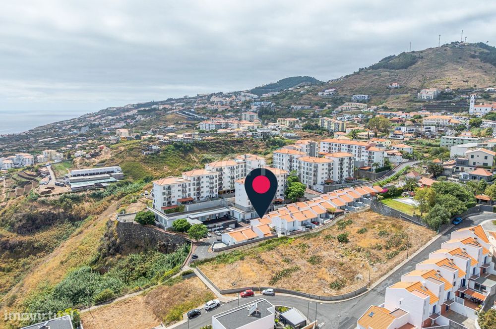 Moradia T3 Geminada Assomada