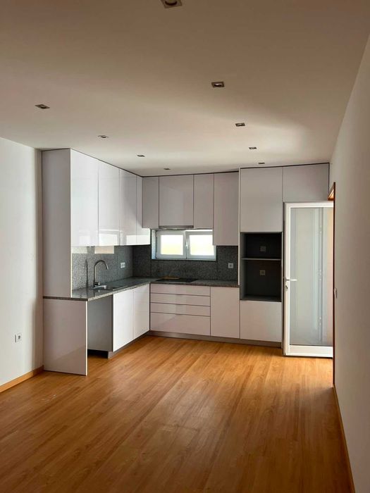 Casa para Arrendamento – Leça do Balio