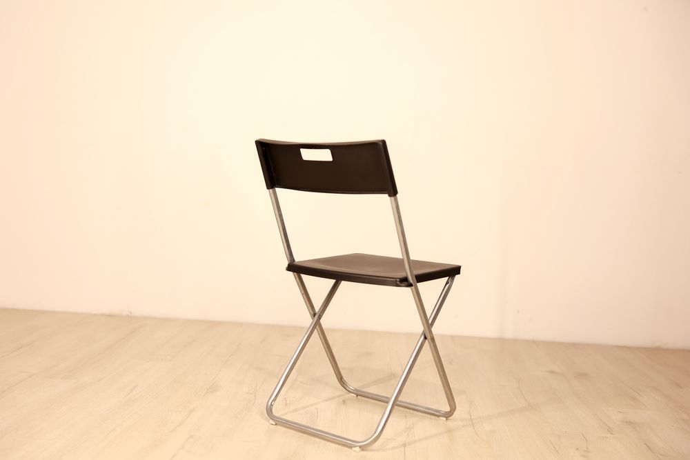 Cadeiras e mesas para eventos (aluguer)