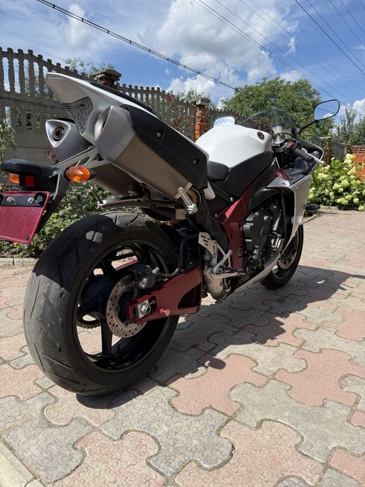Мотоцикл Yamaha YZF R1 crossplane з документами