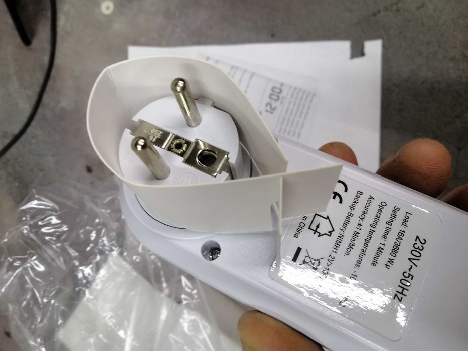 Розумна розетка з таймером