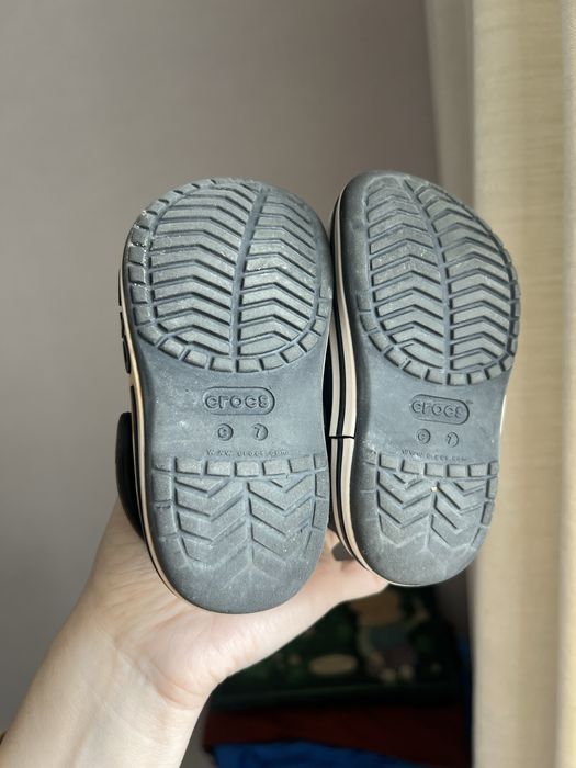 Crocs c7 21-22 крокси шльопки