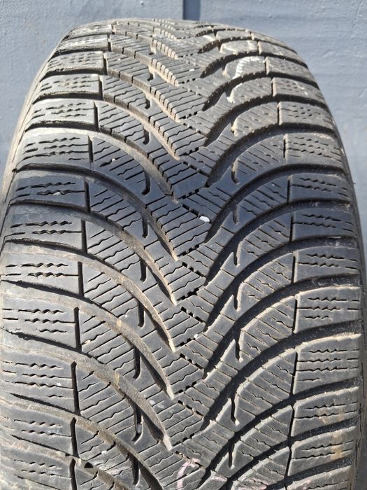Распаровка 225/50 R17 Michelin Alpin A4 RSC Runflat -1шт