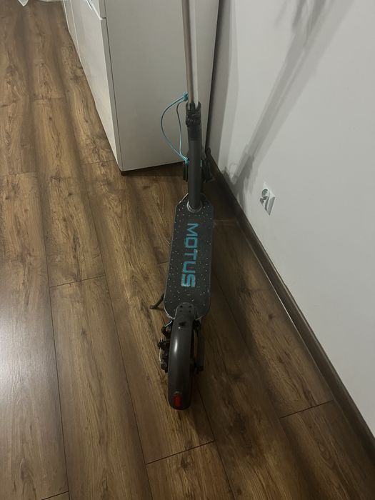 Motus scooty 8.5