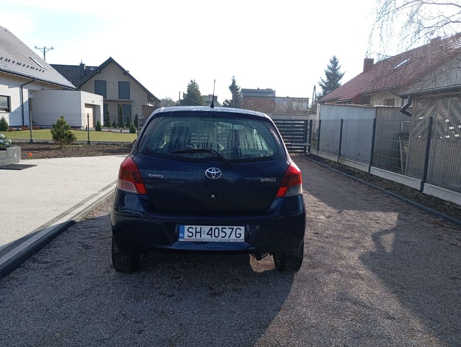 TOYOTA YARIS II 1.4 diesel  6 biegów Klima