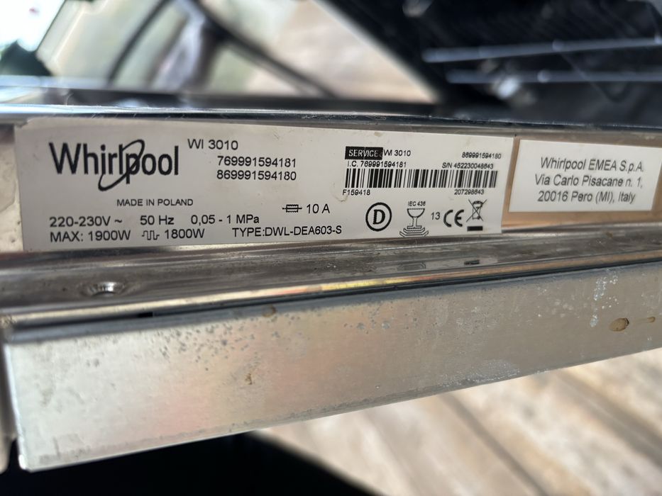 Посудомийна машина Whirlpool WI 3010 під ремонт