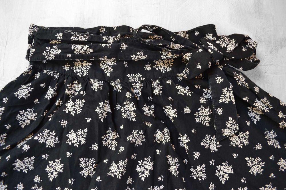 czarna spódniczka w kwiatki mini S ONLY