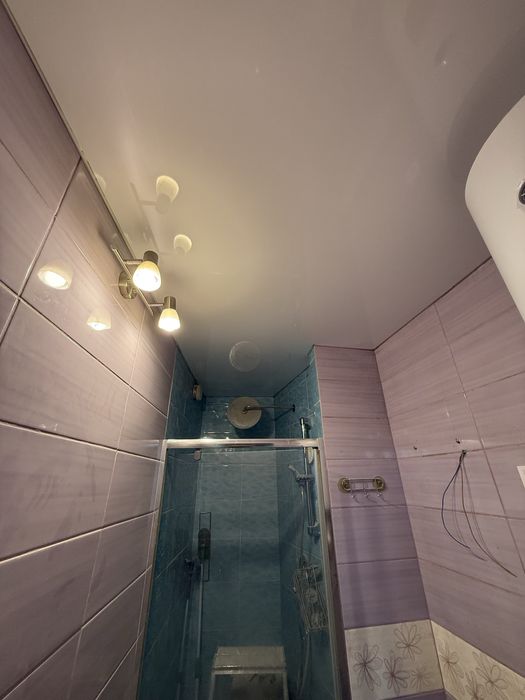 НАТЯЖНЫЕ ПОТОЛКИ, слив воды,ремонт натяжных потолков,натяжні стелі