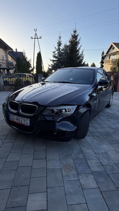Bmw e90 318i 2010r navi xenon szyberdach automat
