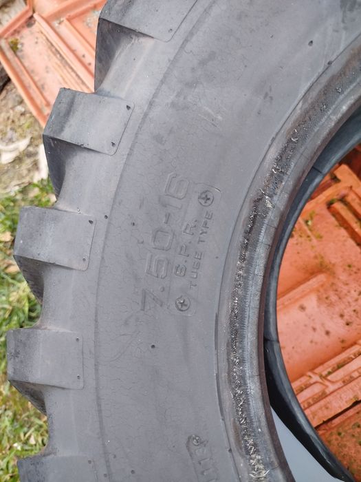 Pneu 7.50-16            .