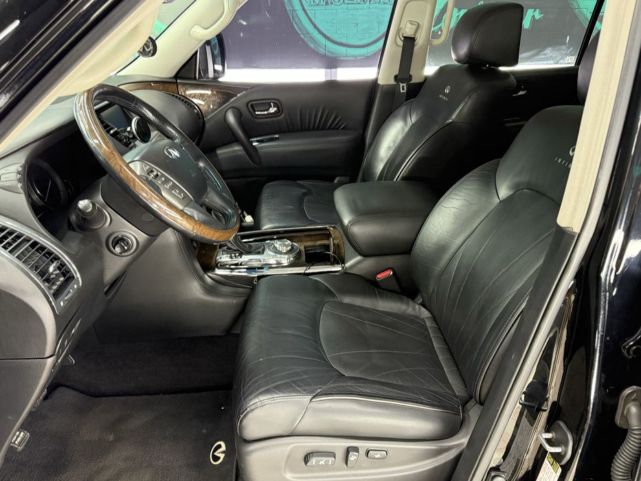 Infiniti QX 56 в ідеальному стані