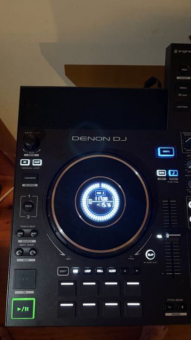 Denon SC Live 4 Controlador