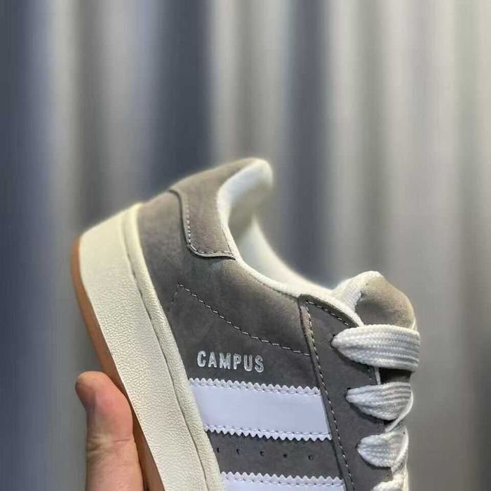 Adidas originals campus 00s 37
