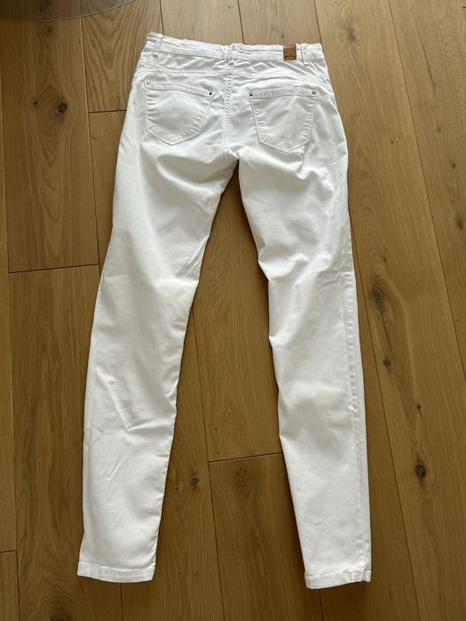 Jeansy skinny białe Stradivarius roz 36