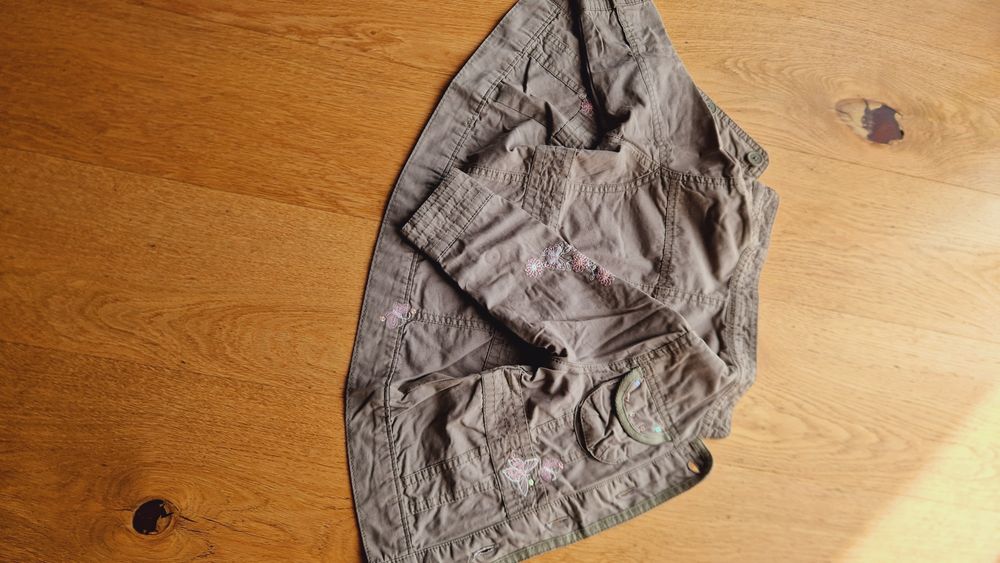 Sprzedam kurteczkę wiosenną dla dziewczynki  rozmiar 86/92