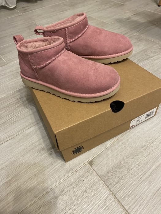 Нові, замшеві Ugg