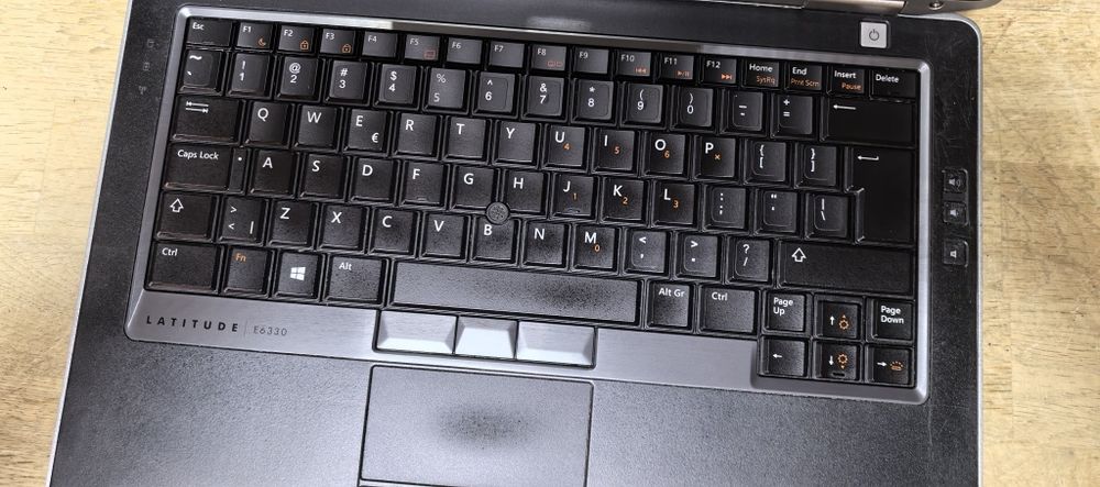 Ноутбук Dell Latitude E6330/i5-3340m/Ram 2GB DDR3 /HDD NO /CD-Rom No/А