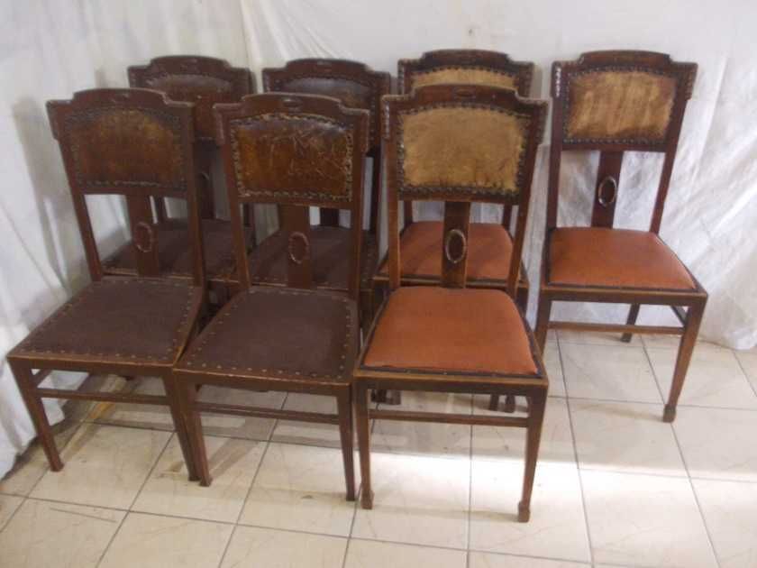 Zabytkowe przedwojenne krzesła dębowe