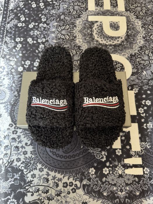 Тапки Balenciaga ВЖЕ В УКРАЇНІ