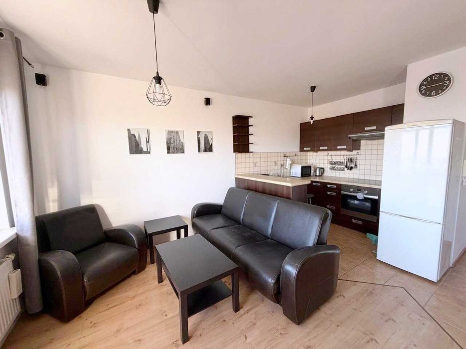 Ujeścisko ul. Rogalińska / Kawalerka / parking + piwnica