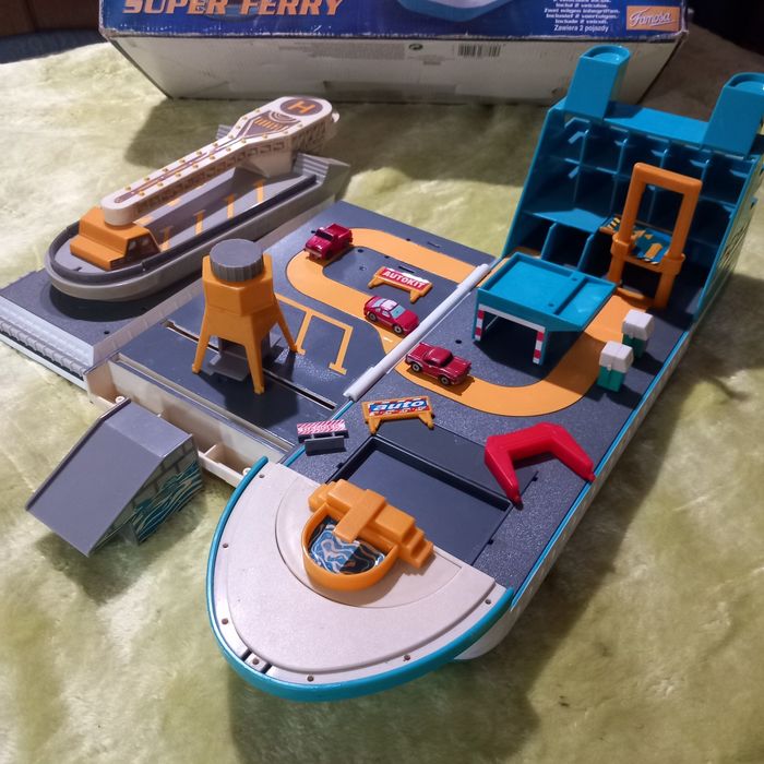 Auto Kit Super Ferry da Famosa