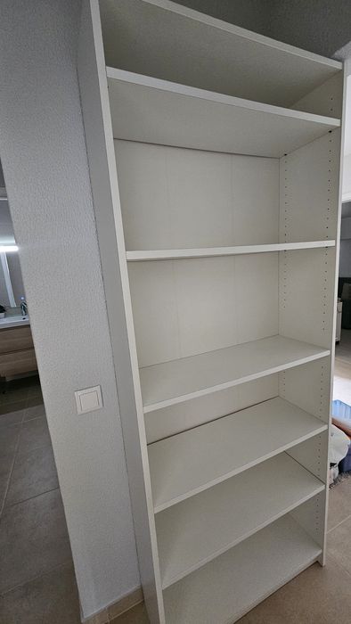 Estante Billy Ikea branca