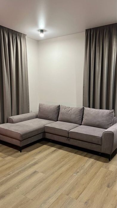 Котедж з ремонтом від власника, підвал, гараж, газ, ділянка 5сот.