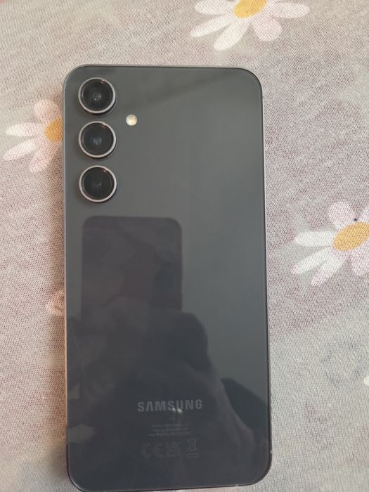 Samsung jak nowy  S23FE