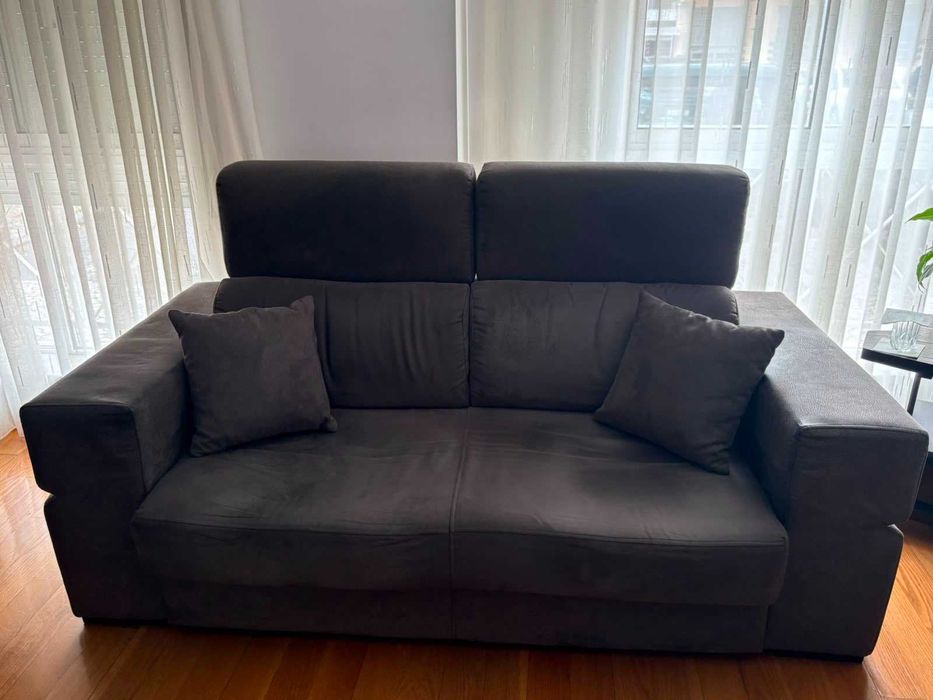 Sofás cama em bom estado