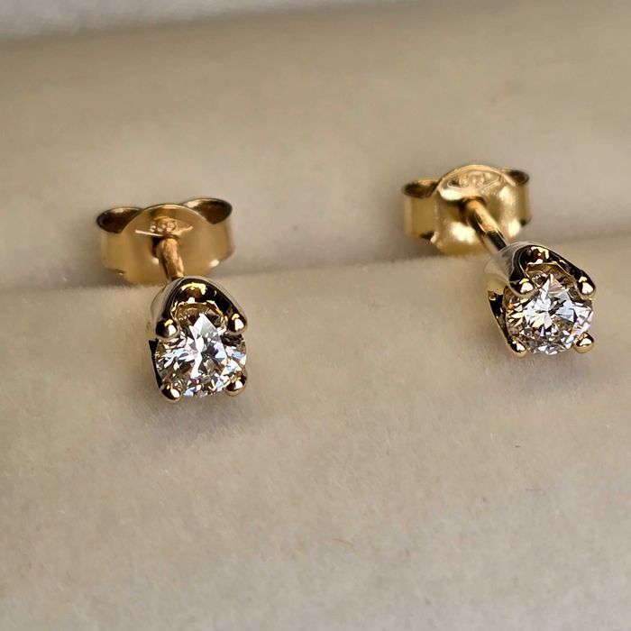 Kolczyki NATURALNE Diamenty GIA 0.36ct VVS2 3x Excellent Blask