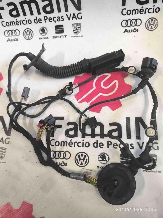 Fechadura / Fecho Porta Trás Esquerdo AUDI A3 2.0 TDI (105 kW / 143 cv) [09.2012 - 10.2020] 8V5971687E (OEM)