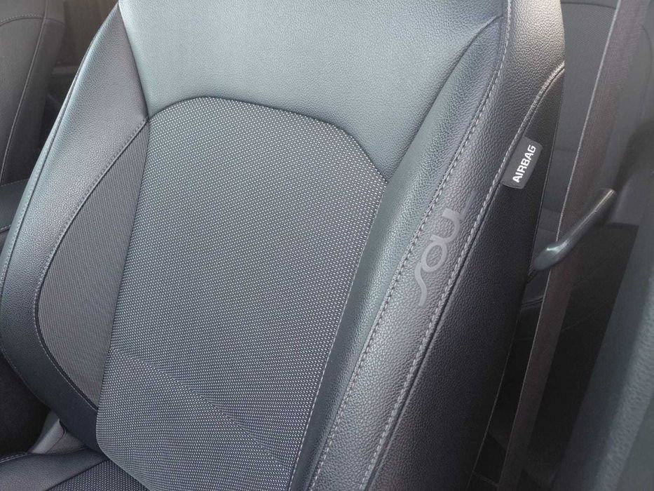 KIA SOUL 2019 рік Автомат Електро 64 kWh 204 к.с Свіжа з Нідерландів