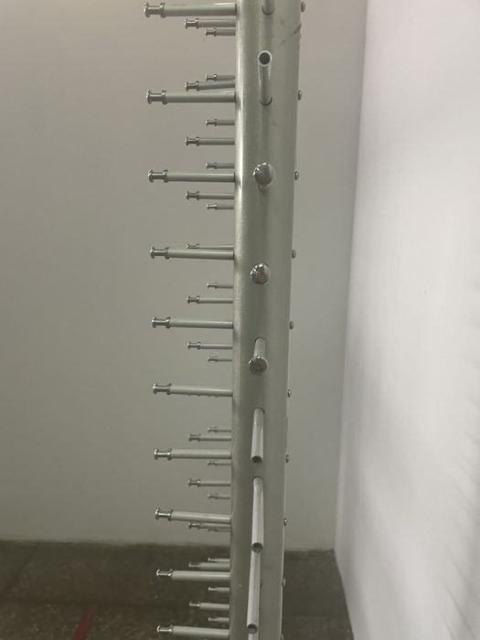 Подставка под очки