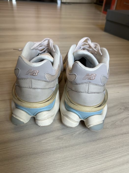 New Balance 9060