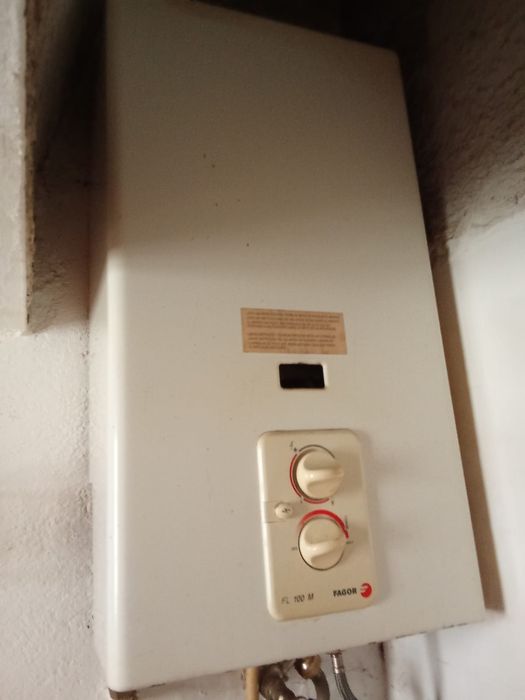 Esquentador da marca fagor