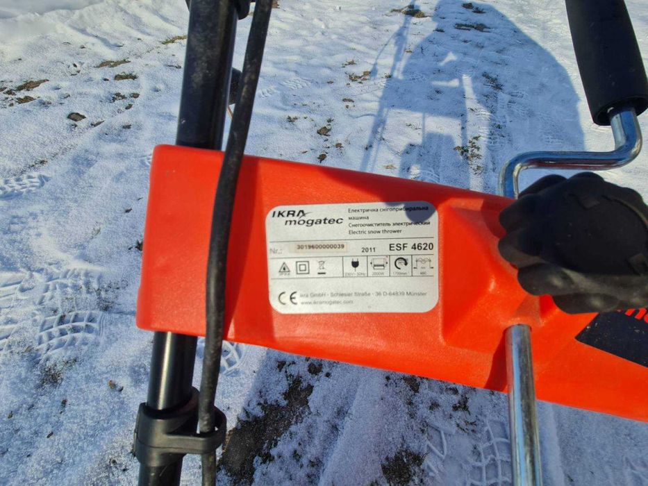Снігоприбирач IKRA Mogatec ESF 4620