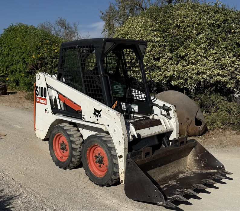 BobCat S100 pá carregadora