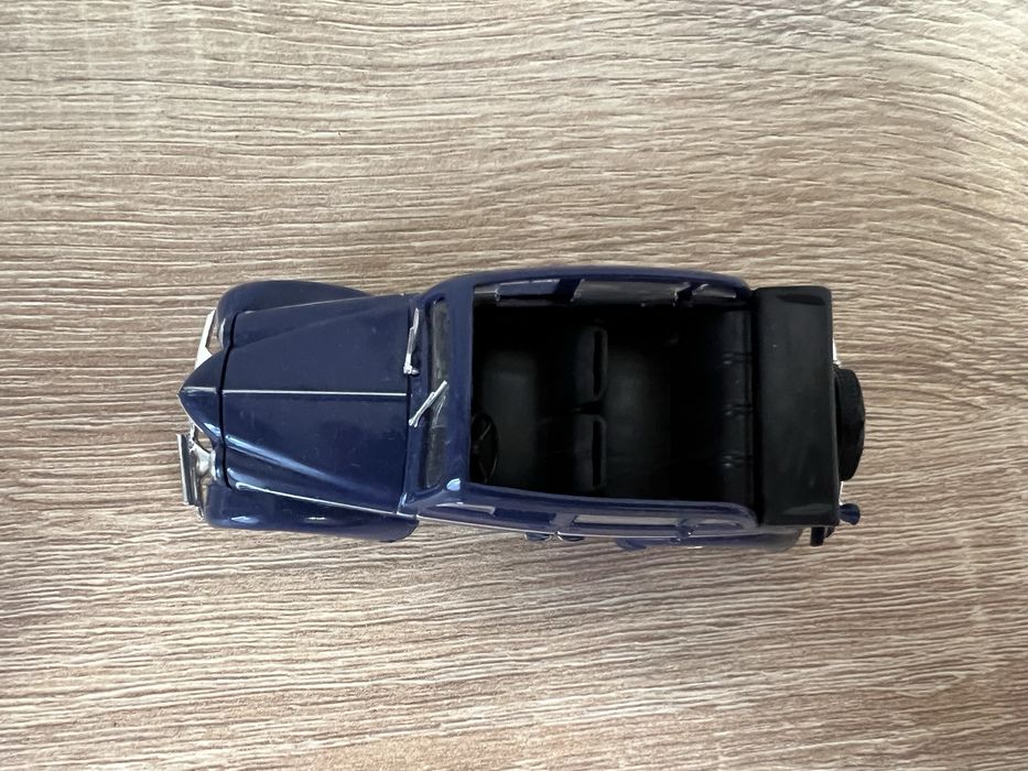 Автолегенды СССР / Москвич 400-420А