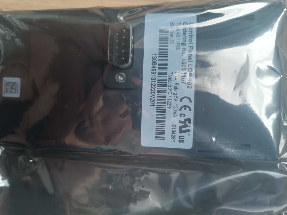 Графічна панель керування Danfoss LCP102 (130В1107)