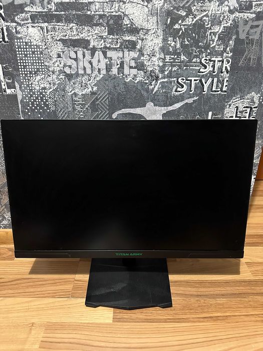 Monitor Titan army 2510s 240Hz 1440p
