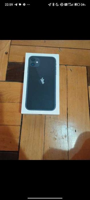 Telefon iPhone 11