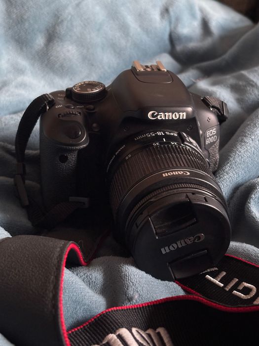 Продам Canon EOS 600D