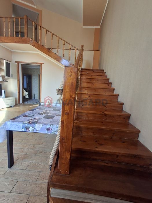 Продам будинок. Панаса Саксаганського. Зупинка Южний ринок.