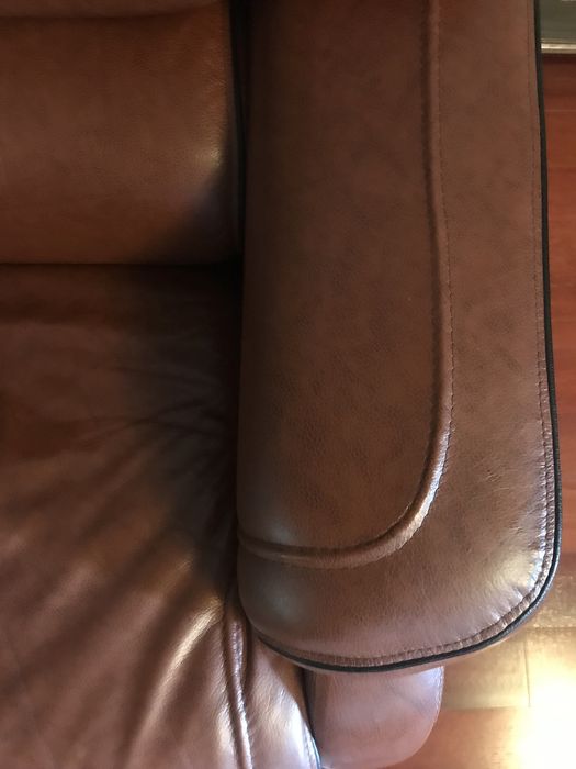 Conjunto de 3 sofás em pele